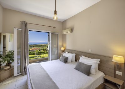 Oneira Villas - Villa Eirini - Master bedroom - Kefalonia